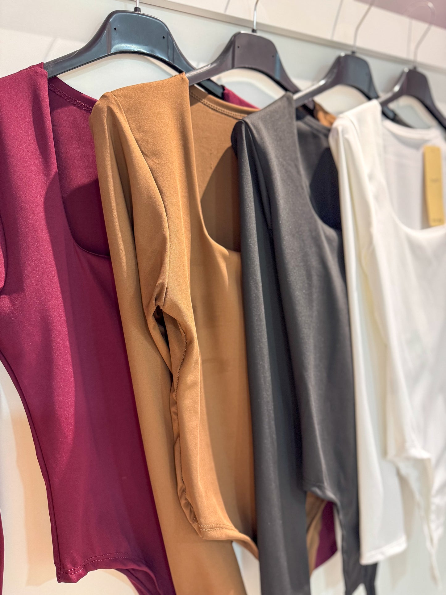 Body decote quadrado