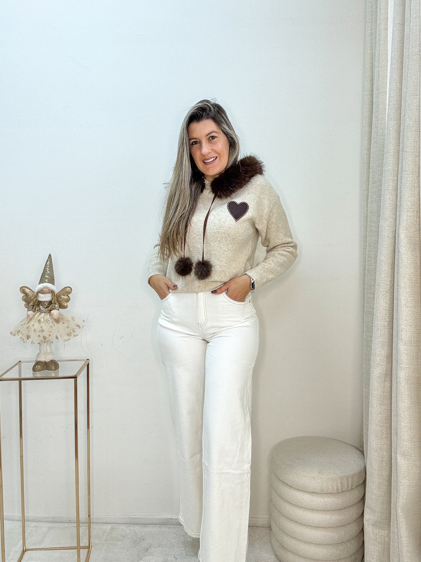 Calça creme c pesponto castanho